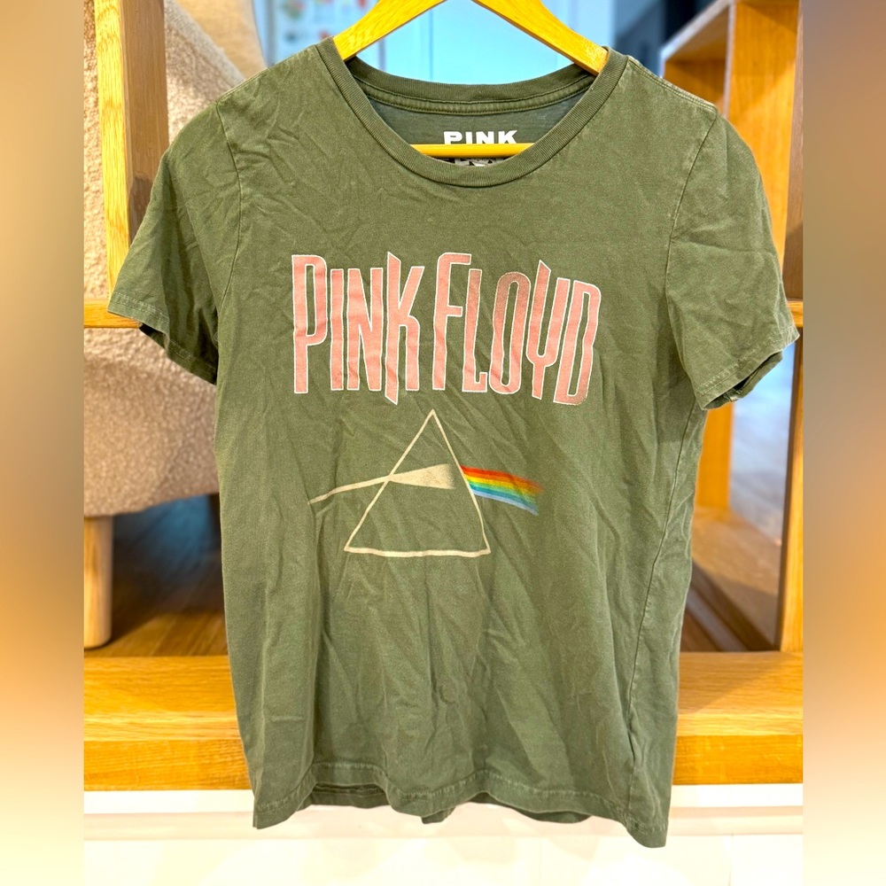 Pink Floyd graphic Tee